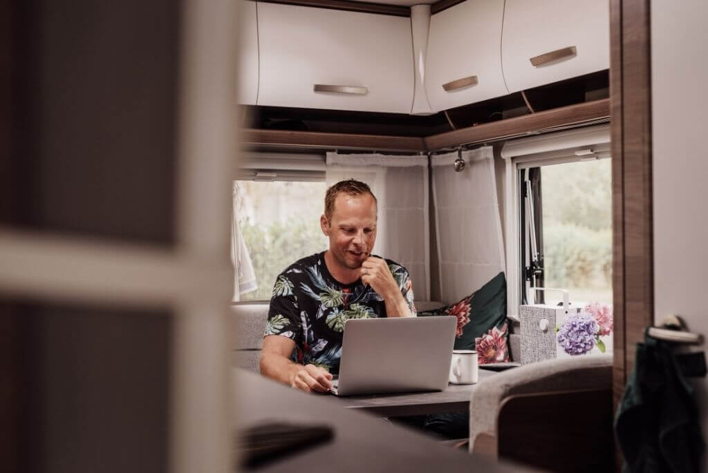 Homeoffice im Wohnmobil Arbeiten im Wohnmobil