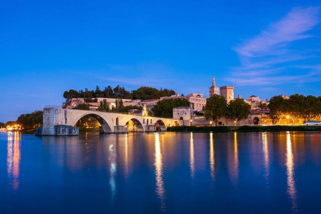 Wohnmobilurlaub Europa Avignon